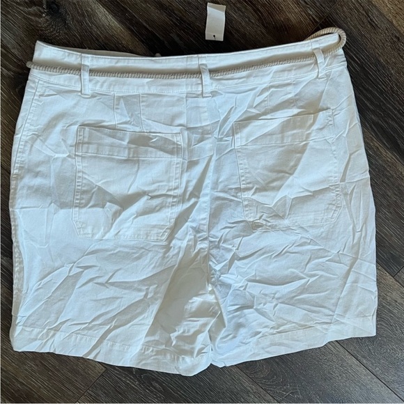Talbots Stylish Rope Belt Shorts - Picture 7 of 8